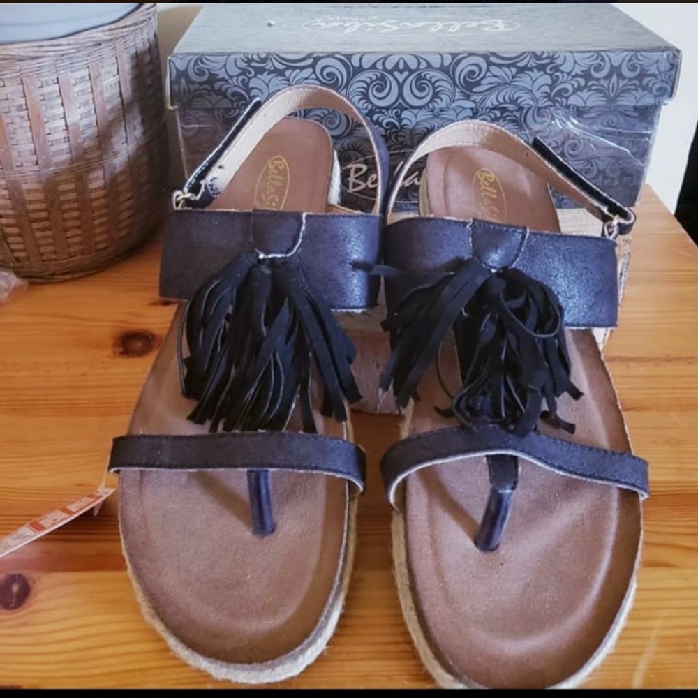Leather Upper BNIB Women's Thong Sandals - sz EUR 40 ( 9 US)